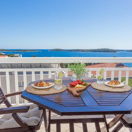 Tia Hvar Top View Apartment Hvar Town Eksteriør bilde